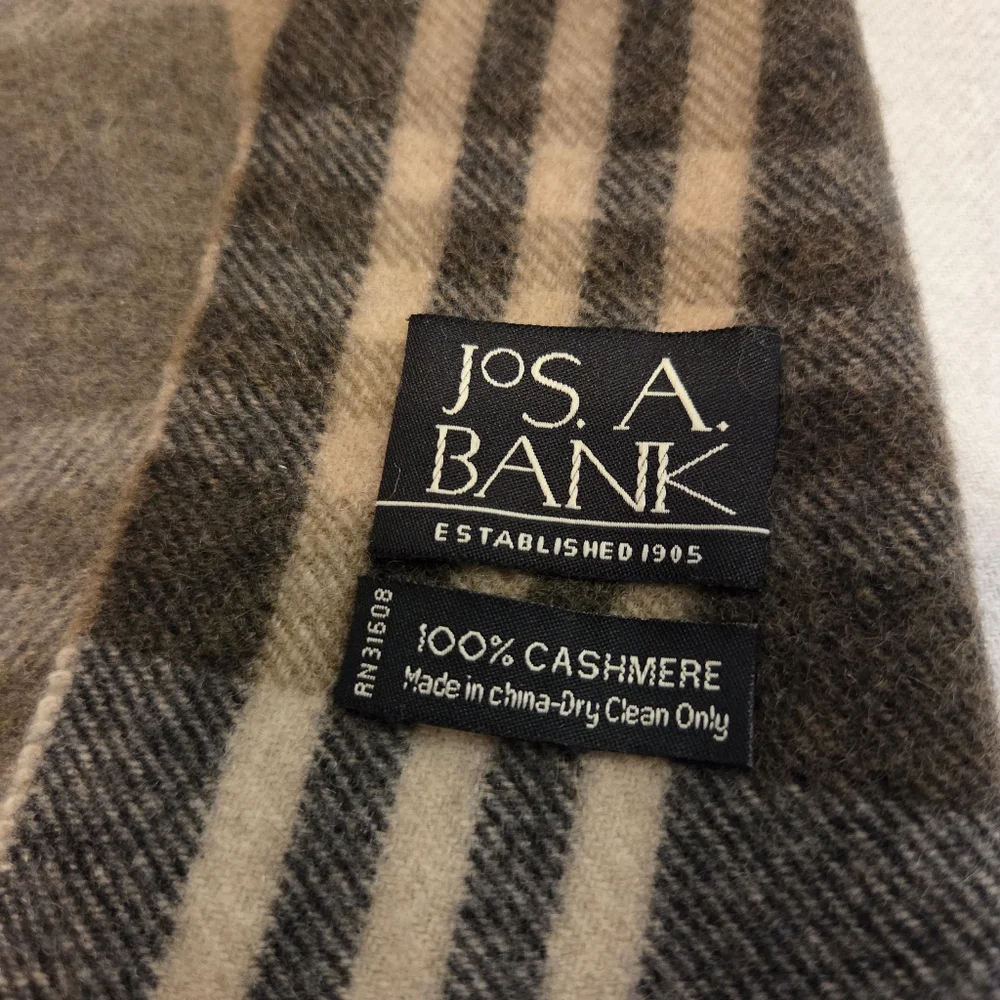 JoS.A.Banks Nuetral Tone Tartan Plaid 100% Cashmere Fringed Scarf Men's OS‎